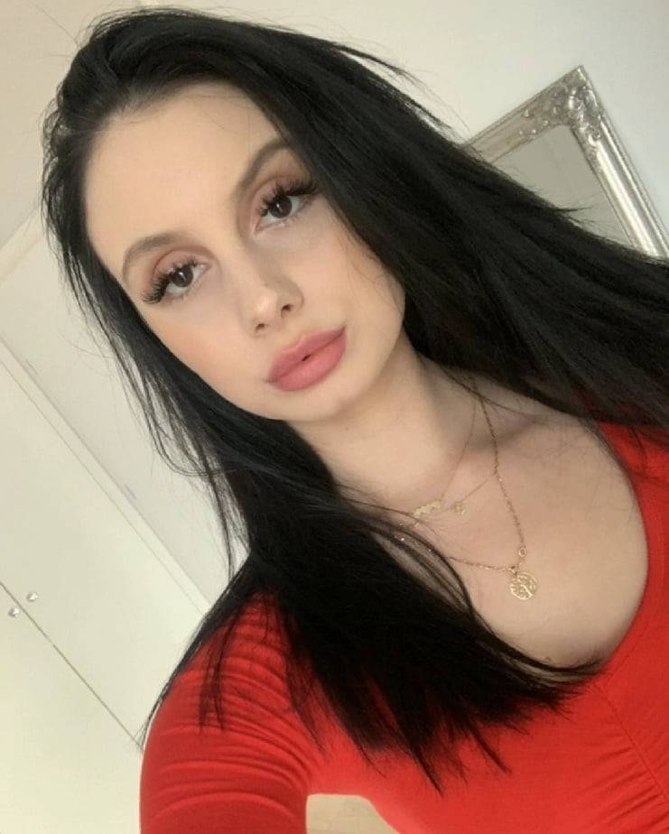 Elissa B