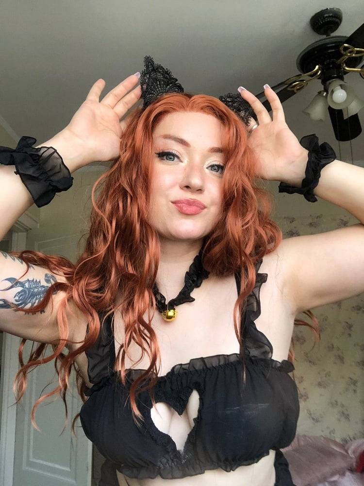 Amber D